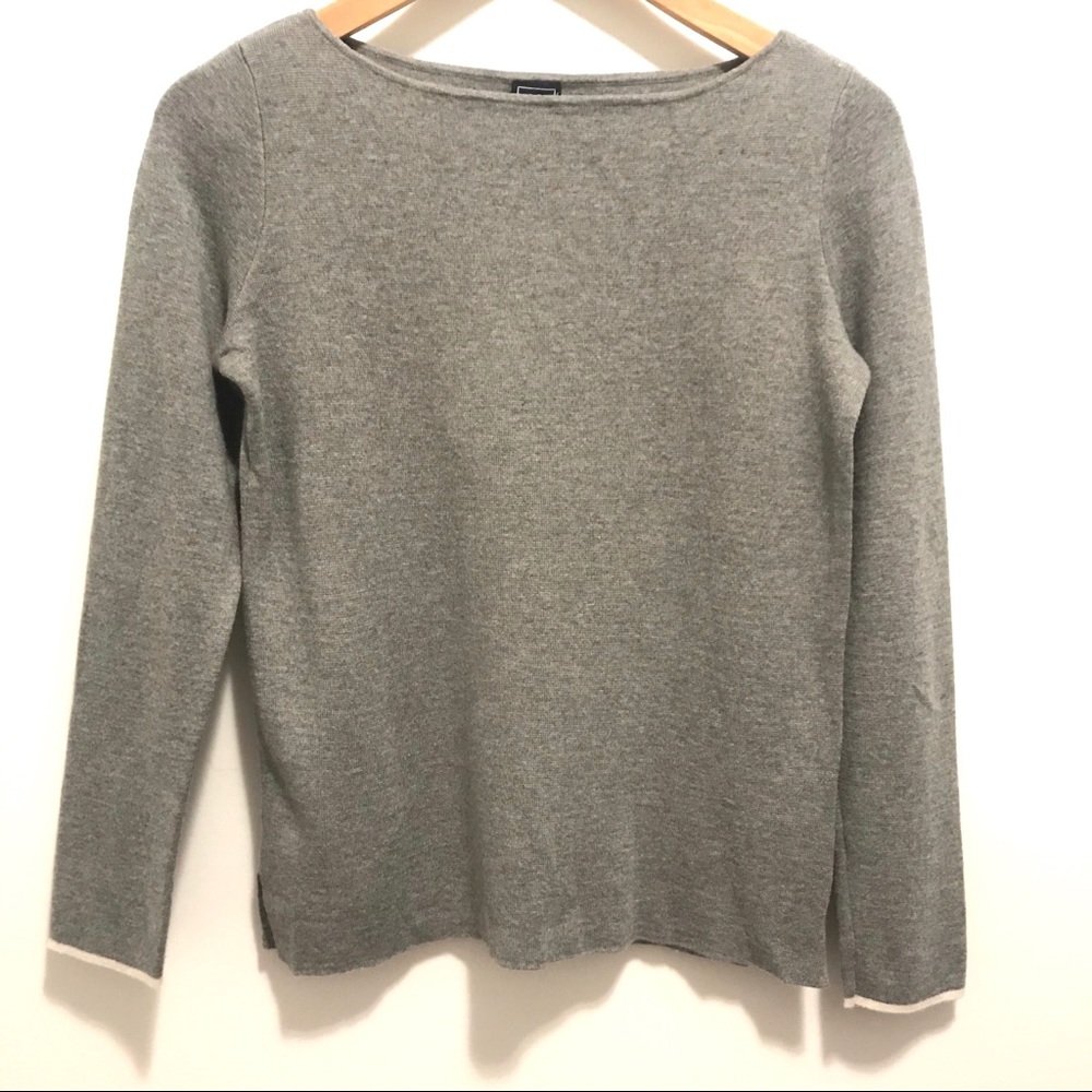 GAP Gray Crew Neck Sweater